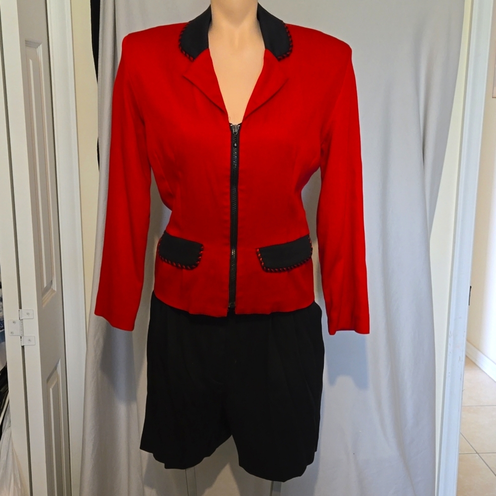 Vintage The Limited 2 piece dressy short suit.